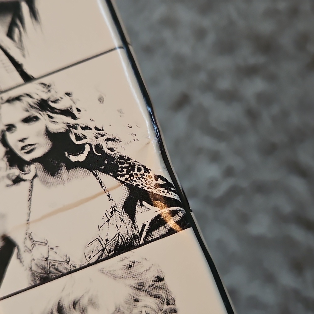 Taylor Swift The Eras Tour VIP box - Picture 4 of 16